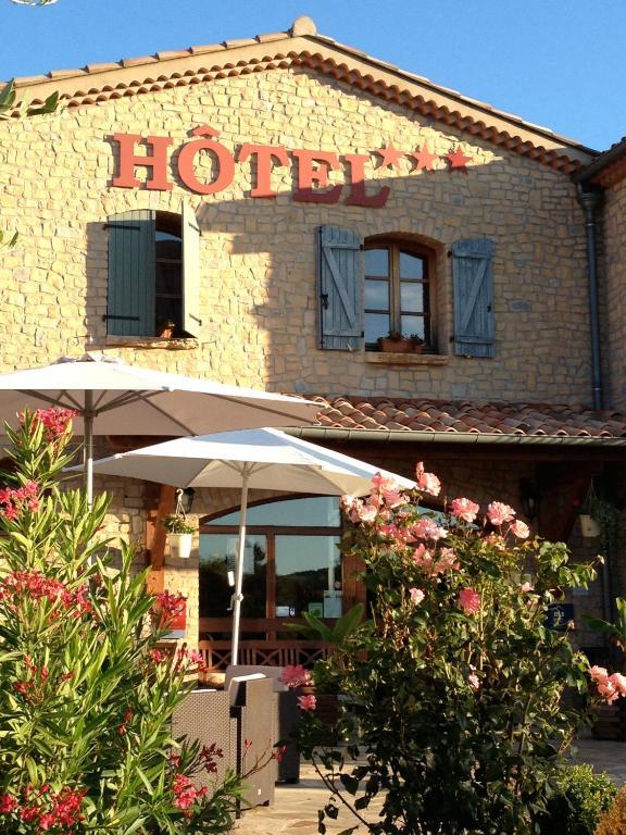 Logis Hotel Restaurant Le Mas De Mon Pere Saint-Jean-le-Centenier Exterior photo
